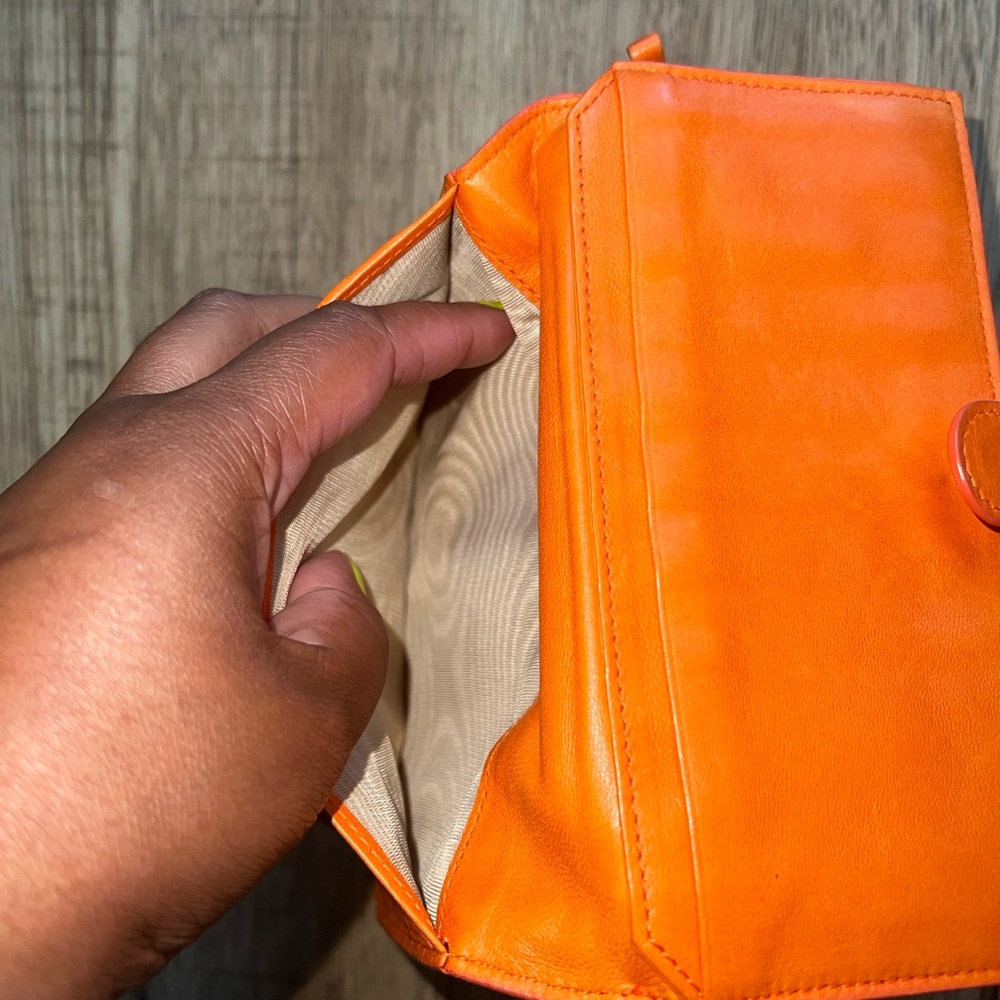 AUTHENTIC Bottega Veneta EUC Orange ๐ Wallet with Clasp - Picture 4 of 14